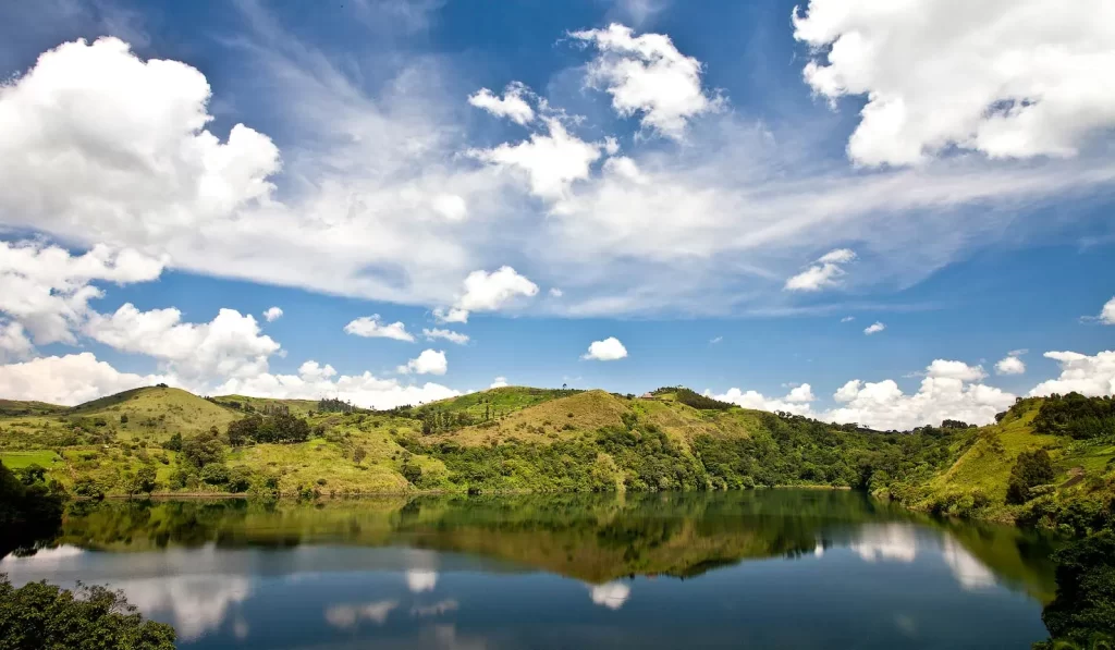 Fort Portal travel guide to Toro Kingdom