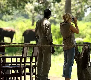 luxury-travel-uganda.fw luxury travel uganda